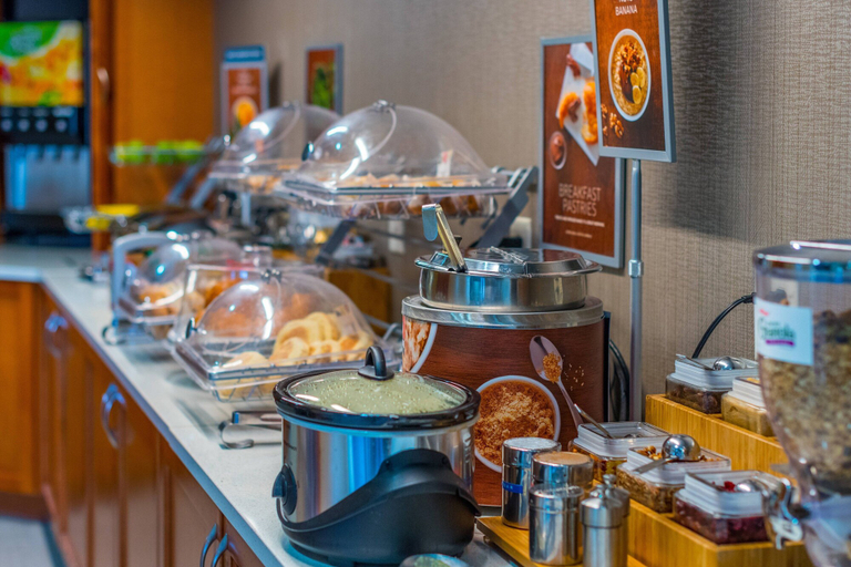 Food & Drinks 4, Springhill Suites Statesboro University Area, Bulloch