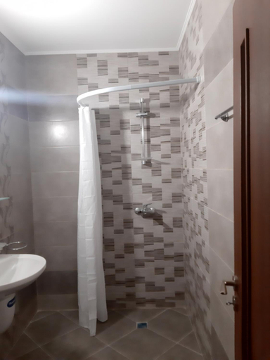 Bathroom 2, Вила Quiet Bay, Sozopol
