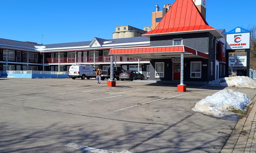 Choice Inn by the falls, Niagara