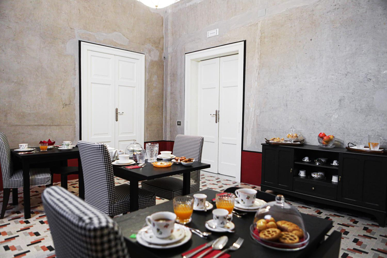 Food & Drinks 2, Raphaelle Relais, Napoli