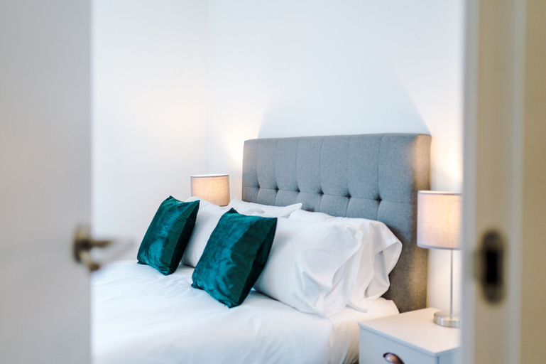 Bedroom 2, Hilltop Serviced Apartments - Ancoats, Manchester