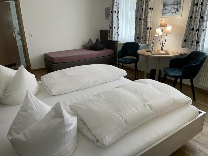 Bedroom 2, Hotel Gasthof Krapp, Bamberg