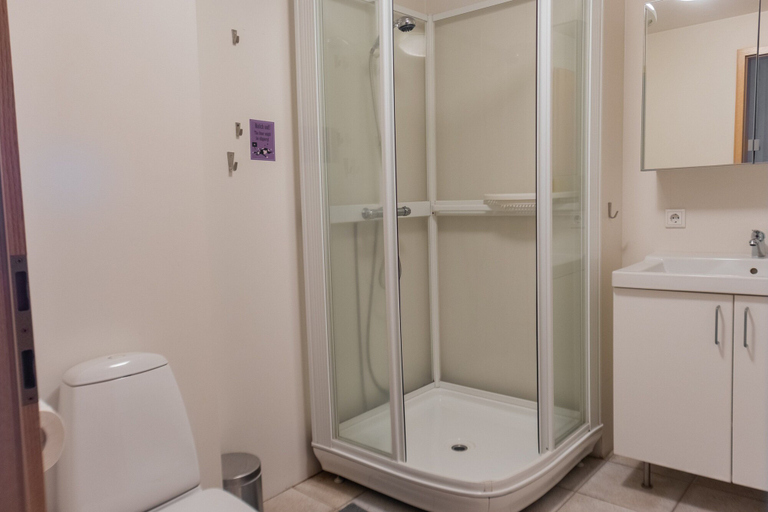 Bathroom 4, Hildibrand Hotel, Fjarðabyggð
