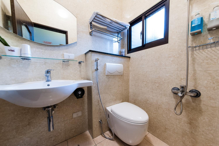 Bathroom 2, Han Tian B&B, Yilan