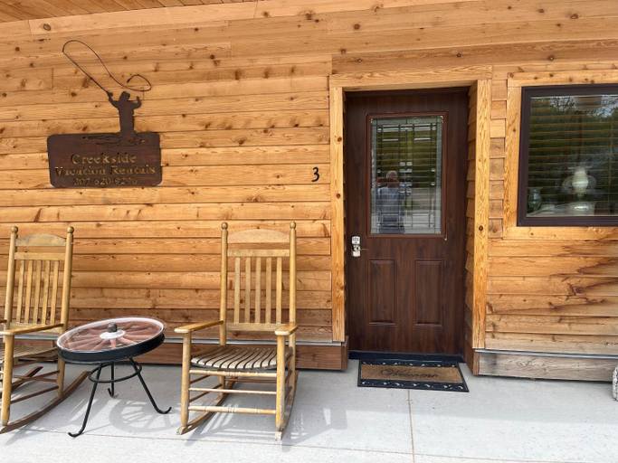 Others 4, Creekside Downtown Vacation Suites, Only Adults 25 or older, Johnson