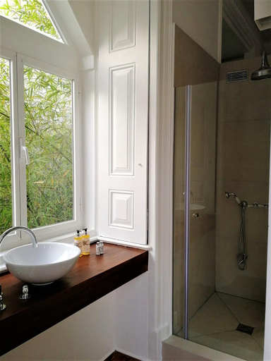 Bathroom 3, Palácio do Visconde, Lisbon