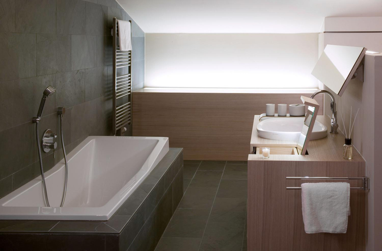 Bathroom 4, Mavida Wellnesshotel & Sport Zell am See, Zell am See
