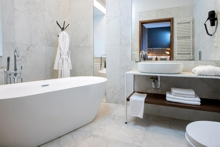 Bathroom 4, Hotel M29, Kraków City