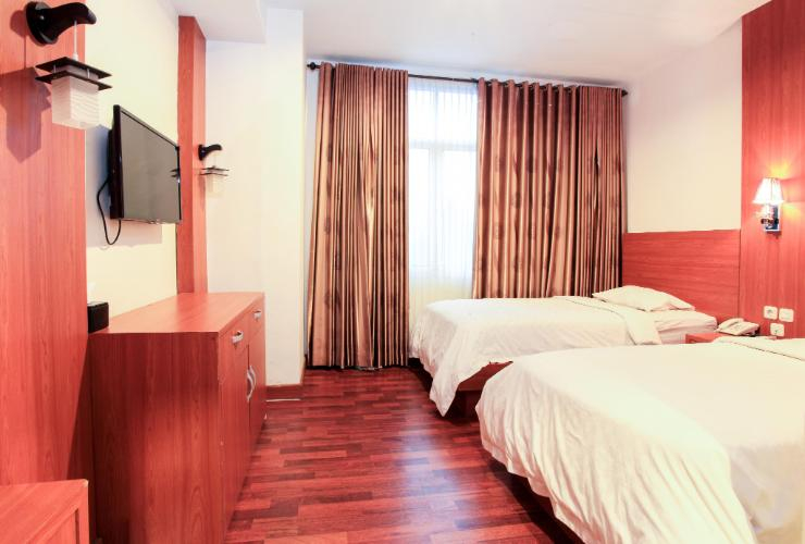 Bedroom 13