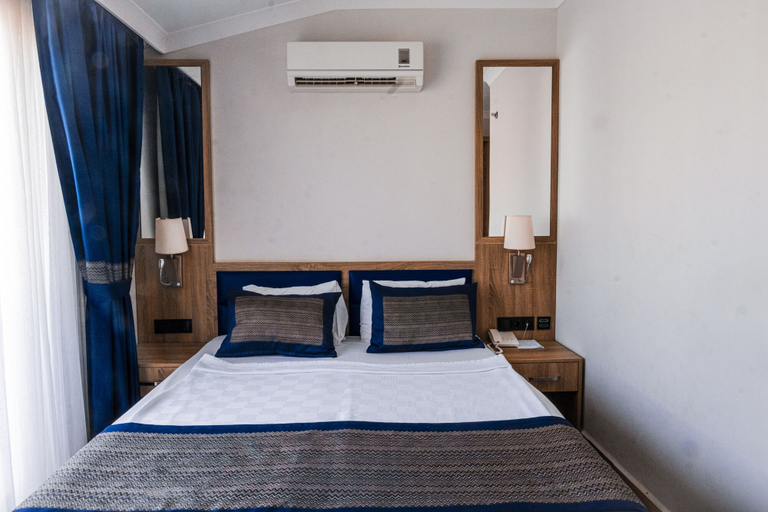 Bedroom 4, Relax Beach Hotel - All inclusive, Alanya