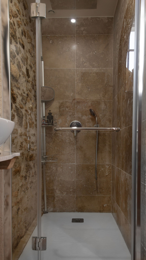 Bathroom 5, Le Clocher de la Duchesse, Yvelines