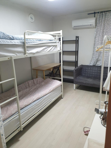 Bedroom 5