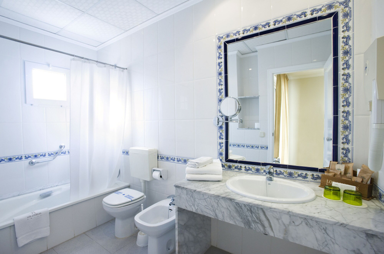 Bathroom 4, Hotel Los Ángeles, Alicante