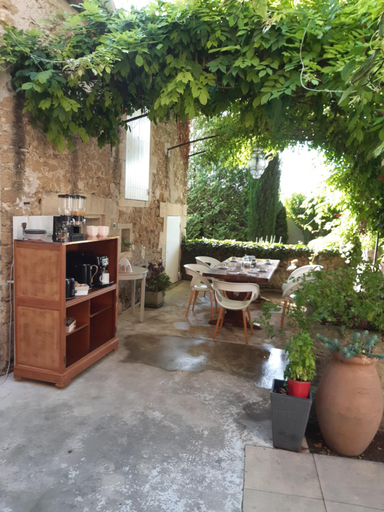 Food & Drinks 5, LE MAS DES FLANERAIES, Vaucluse