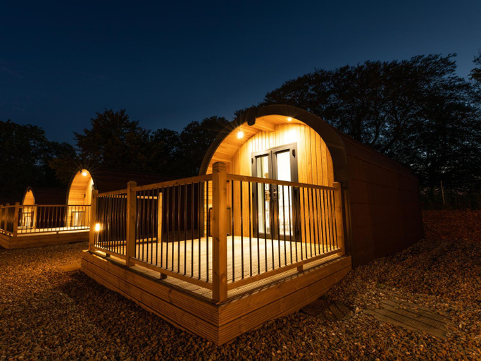 Others 4, Weedingshall Lodges, Falkirk