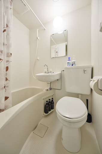 Bathroom 4, TORA Hotel Ueno 193 B, Taitō