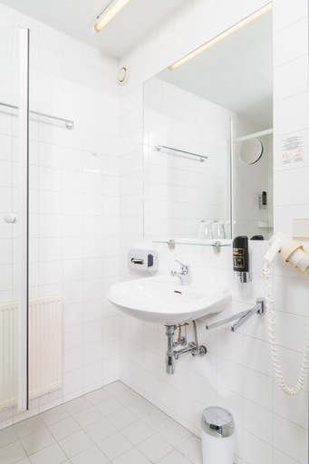Bathroom 3, Art Hotel Vienna, Wien