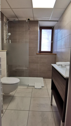 Others 4, Logis Hotel Auberge de l'Allagnonette, Cantal