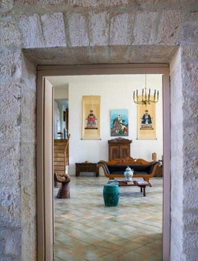 Others 4, La Maison Royale, Haute-Saône