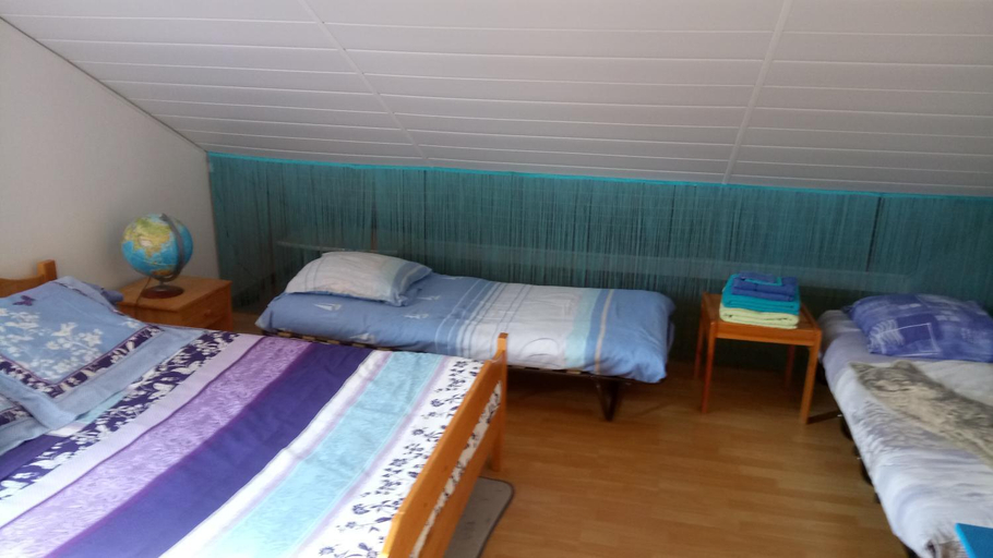 Bedroom 2, Les Nids de Mesanges Chambre d'hotes, Alpes-de-Haute-Provence