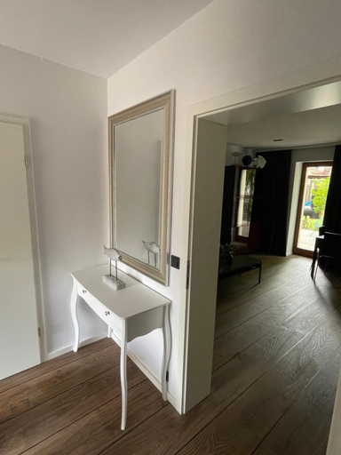 Others 3, MYSTAY BERLIN Muggelheim, Berlin