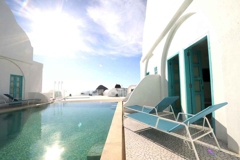 Loccal Collection Hotel - Tap to explore photos