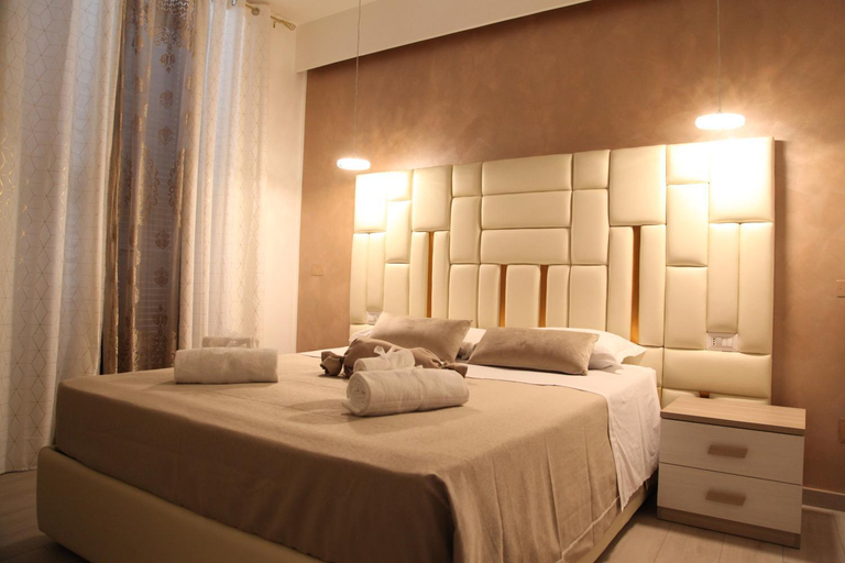 Others 5, Royal Dreams, Caserta