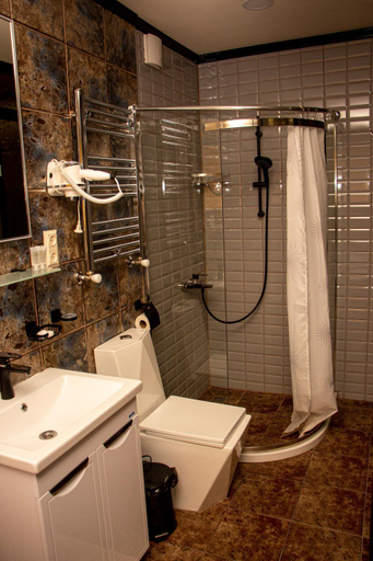 Bathroom 4, Batumi West Hotel, Batumi
