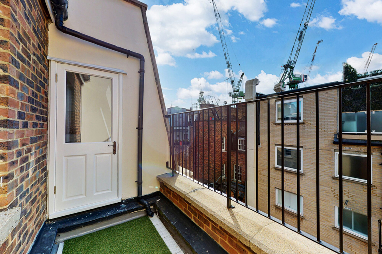 Exterior & Views 2, Park Lane Apartments - Clarges St, London