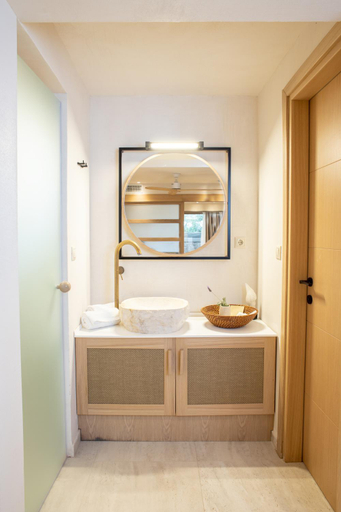 Bathroom 4, MAKO Sea & Suites, Central Macedonia