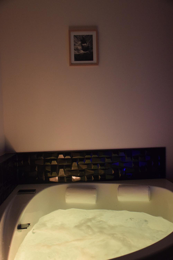 Bedroom 3, Au fil de l’O, Marne