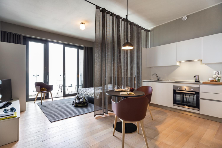 Dining Room 10