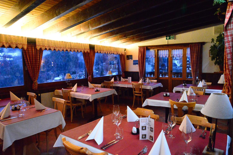 Food & Drinks, Auberge la Tzoumaz, Martigny
