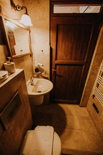 Bathroom 5, Maron Stone House, Nevşehir