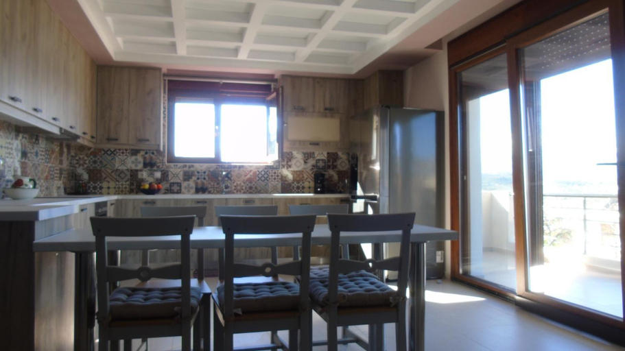 Others 4, Plaka apt Homeleader, Crete
