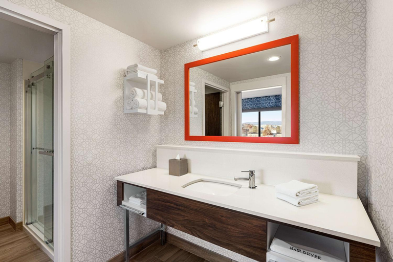Bathroom 8