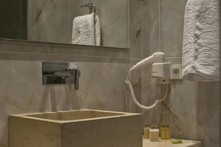 Bathroom 4, Elia Zampeliou, Crete