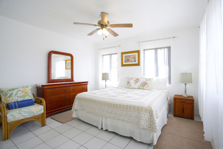 Bedroom 2, Milly's Inn