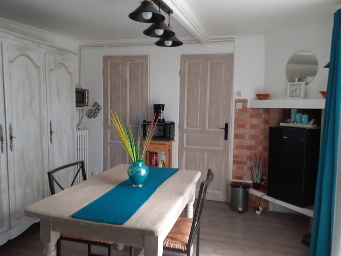 Others 1, relais des tourterelles, Ardennes