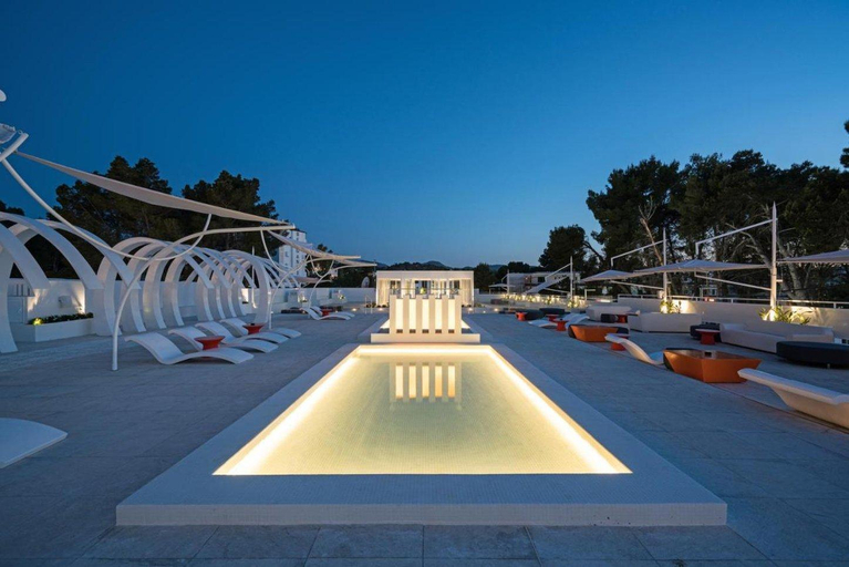 Sport & Beauty 2, Hotel THB Naeco Ibiza, Baleares