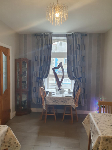 Others 5, Willards B&B