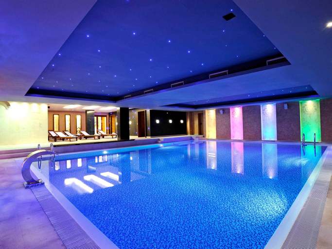 Swimming Pool 5