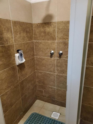 Bathroom 2, Stay.Plus Budget B&B in Upperhill, Dagoretti North
