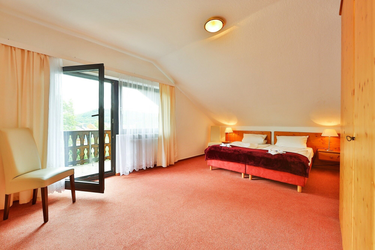 Bedroom 4, Der Wolfshof, Goslar