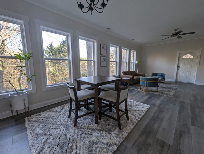Others 4, Colony Suite - Bridgegate, Cobb