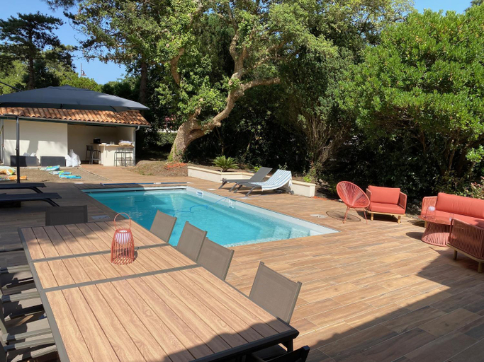 Others 2, Villa de charme avec piscine a 500m des plages, Landes