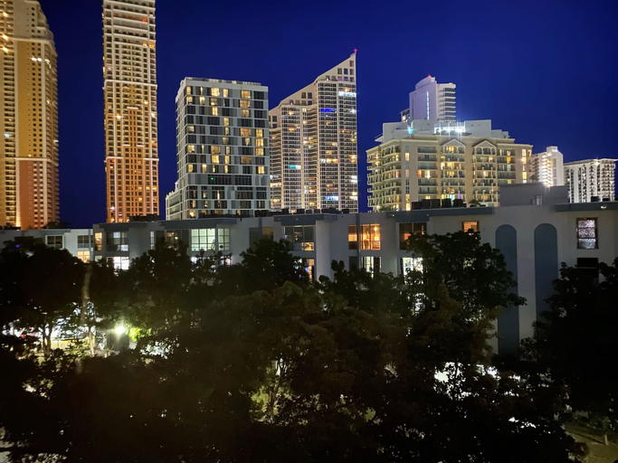 Others 1, LE CARTIER 517, Miami-Dade