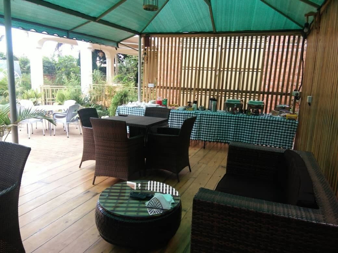 Food & Drinks, Calm Suites Kampala, Kampala