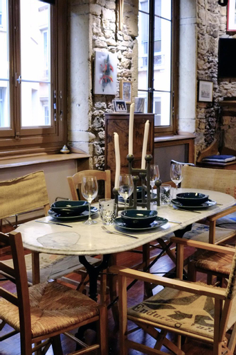 Restaurant 2
