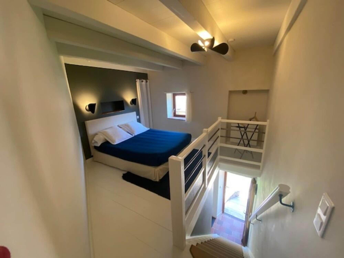 Bedroom 3, Les Caselles, Aveyron